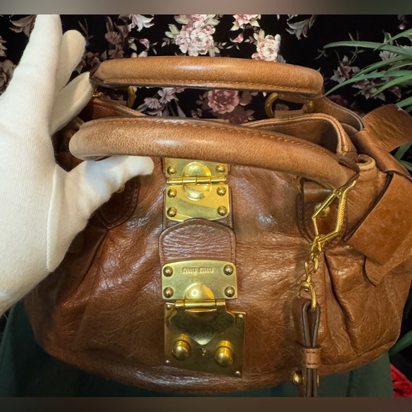 AUTHENTIC Miu Miu Side Ribbon 2 Way Warm Brown Leather Gold Tone Hardware Bag - Picture 11 of 16
